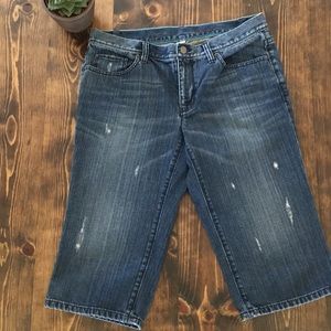 LOFT - 100% Cotton Boyfriend Jean Capri - 6